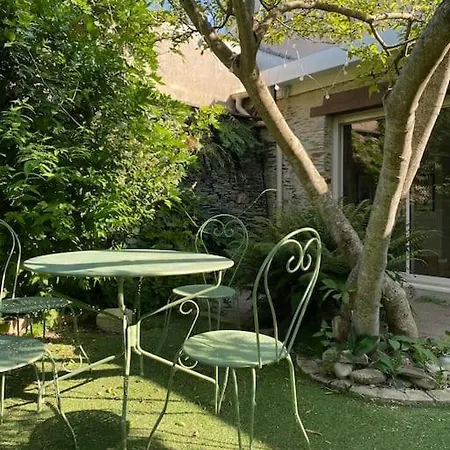 アパート Tres Bel Avec Jardin Reposant アンジェ